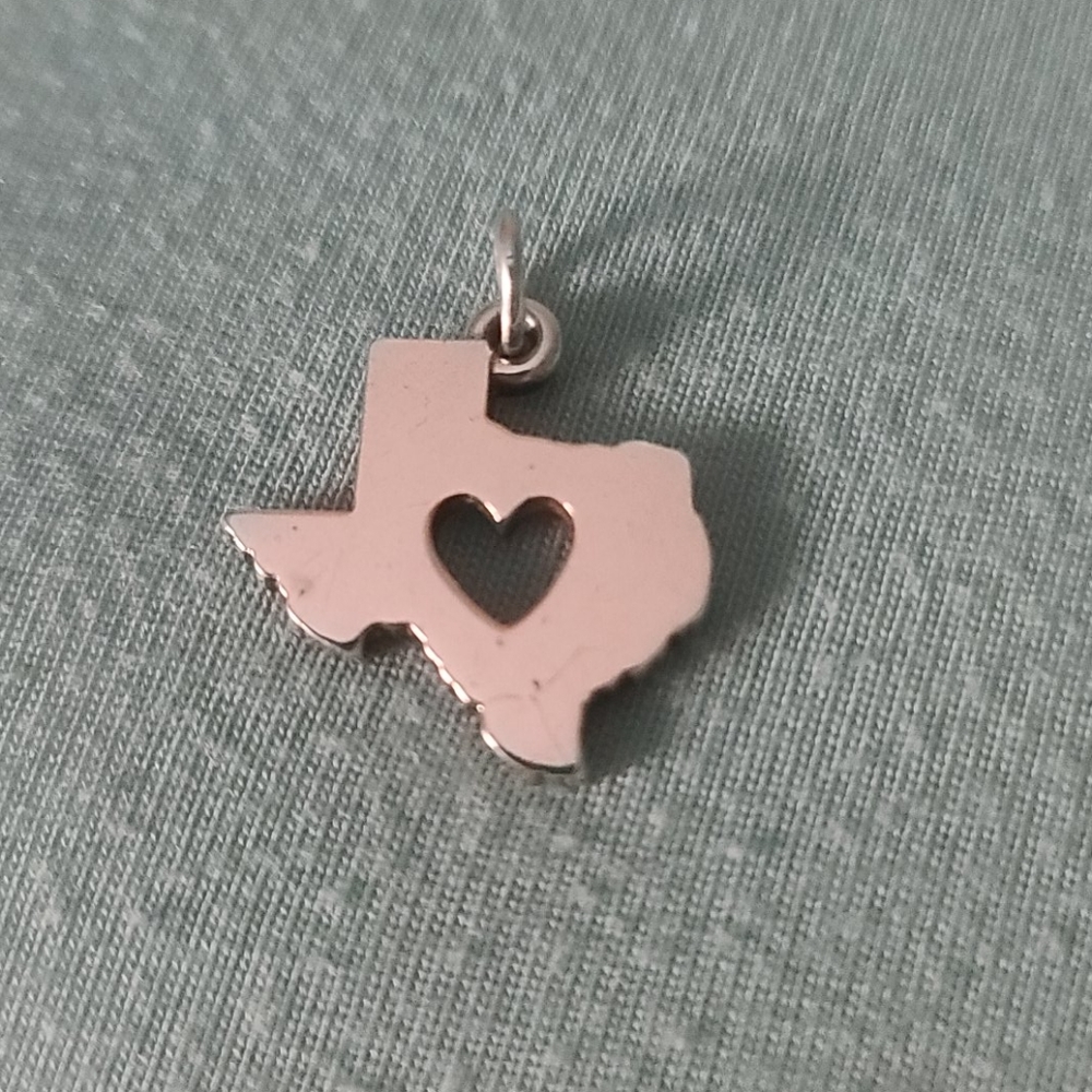 James Avery Heart ❤  Texas Charm